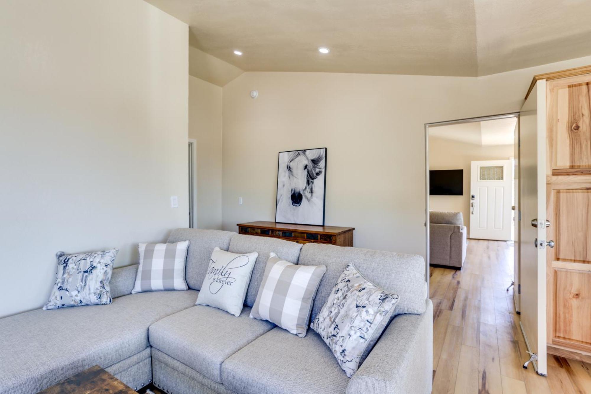 Comfy Duplex Near Hiking And Sightseeing! Holiday home Oakhurst